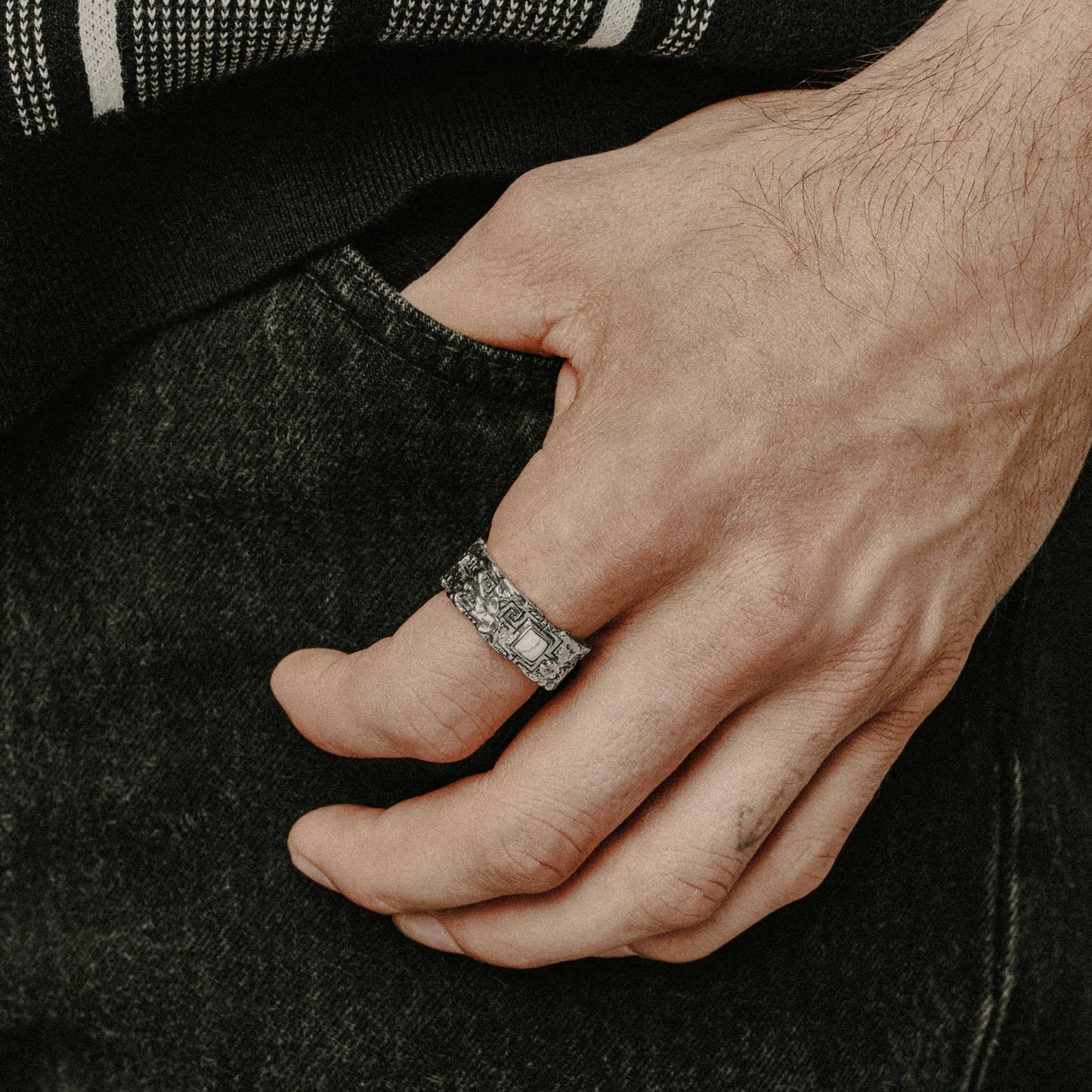 Polis Sterling Silver Ring with White Howlite