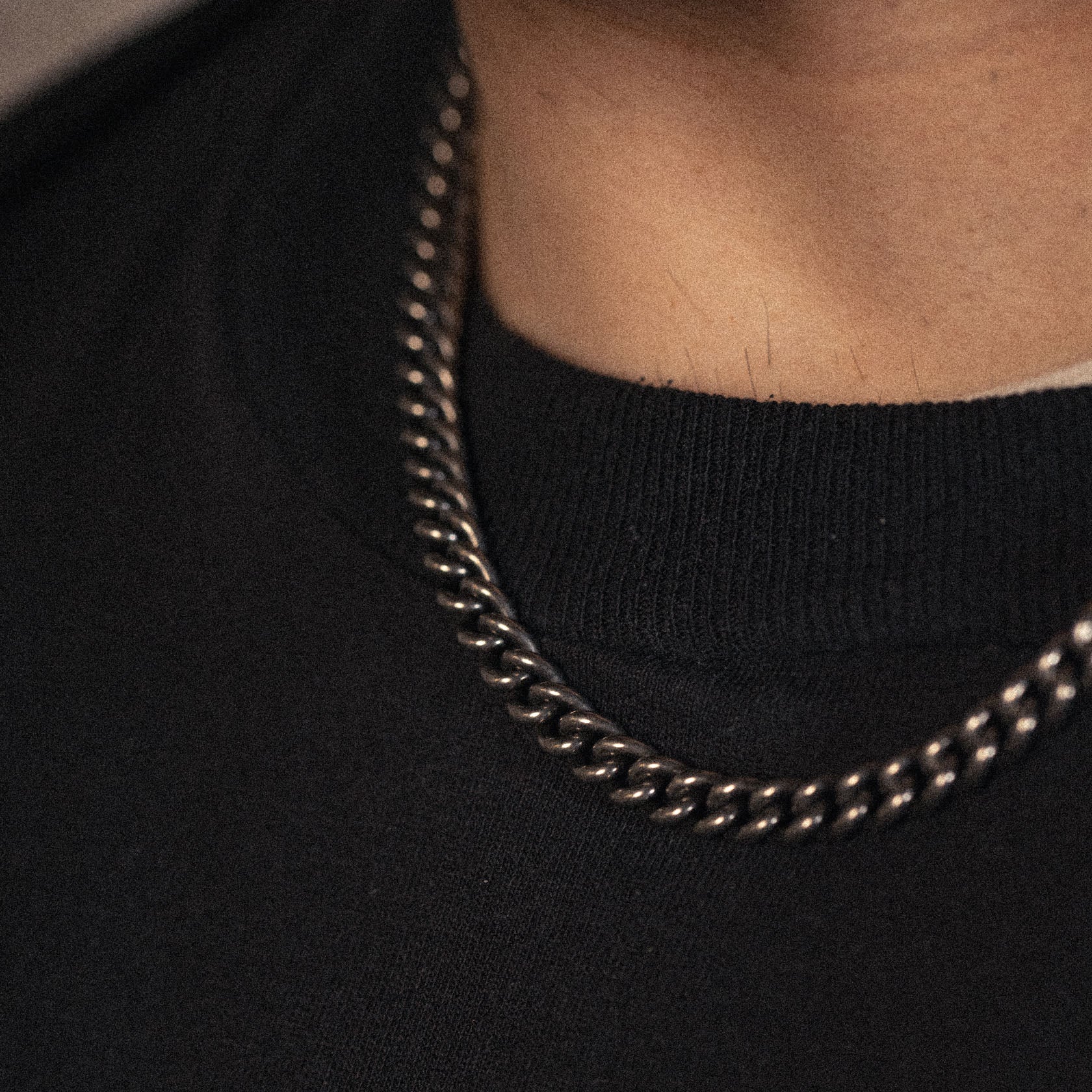 Stainless steel antiqued patina finish figaro chain necklace