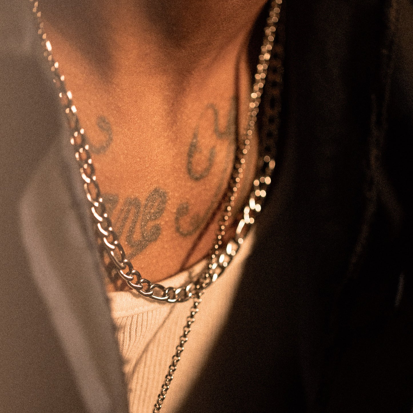 polished stainless steel figaro chain necklace