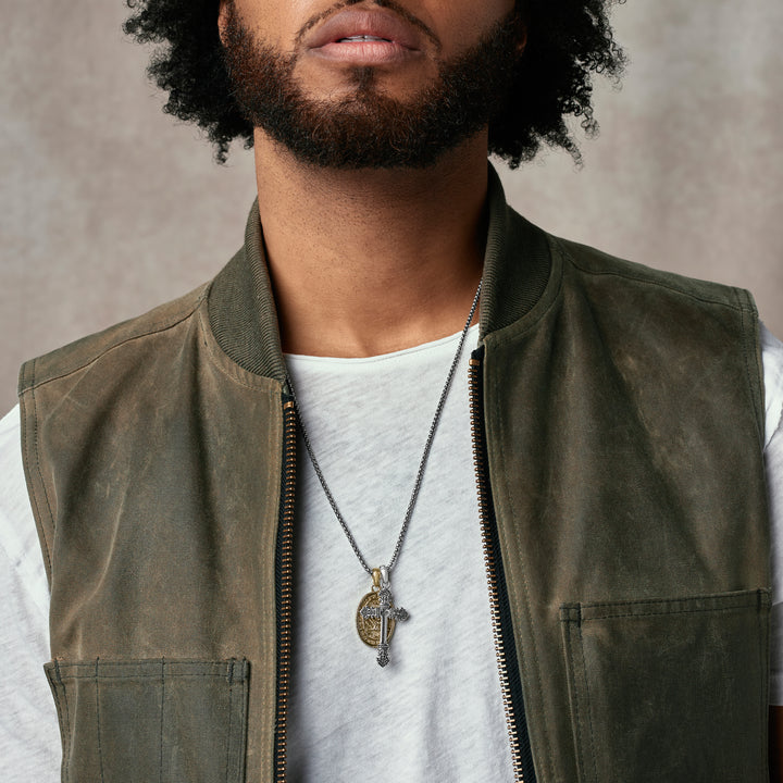 Men's Pendants Clocks and Colours