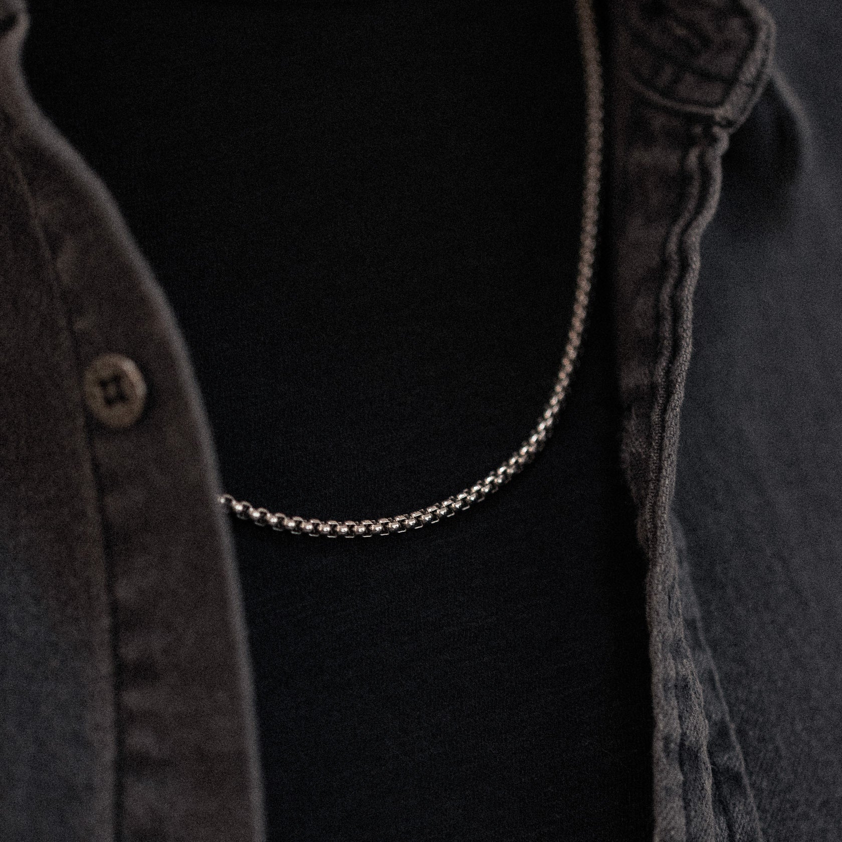 stainless steel rounded box chain necklace for men