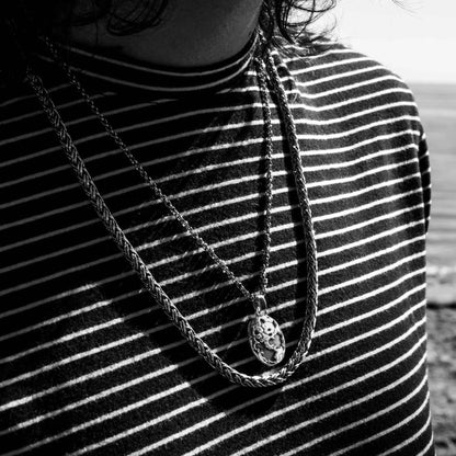 Scorpion x Woven Chain