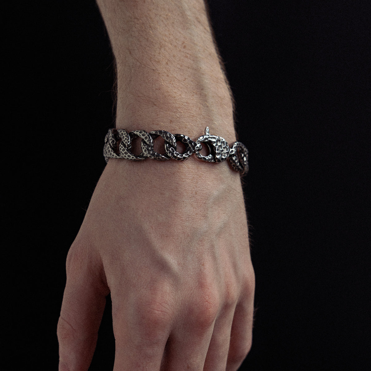 Shakel stainless steel bracelet - on figure