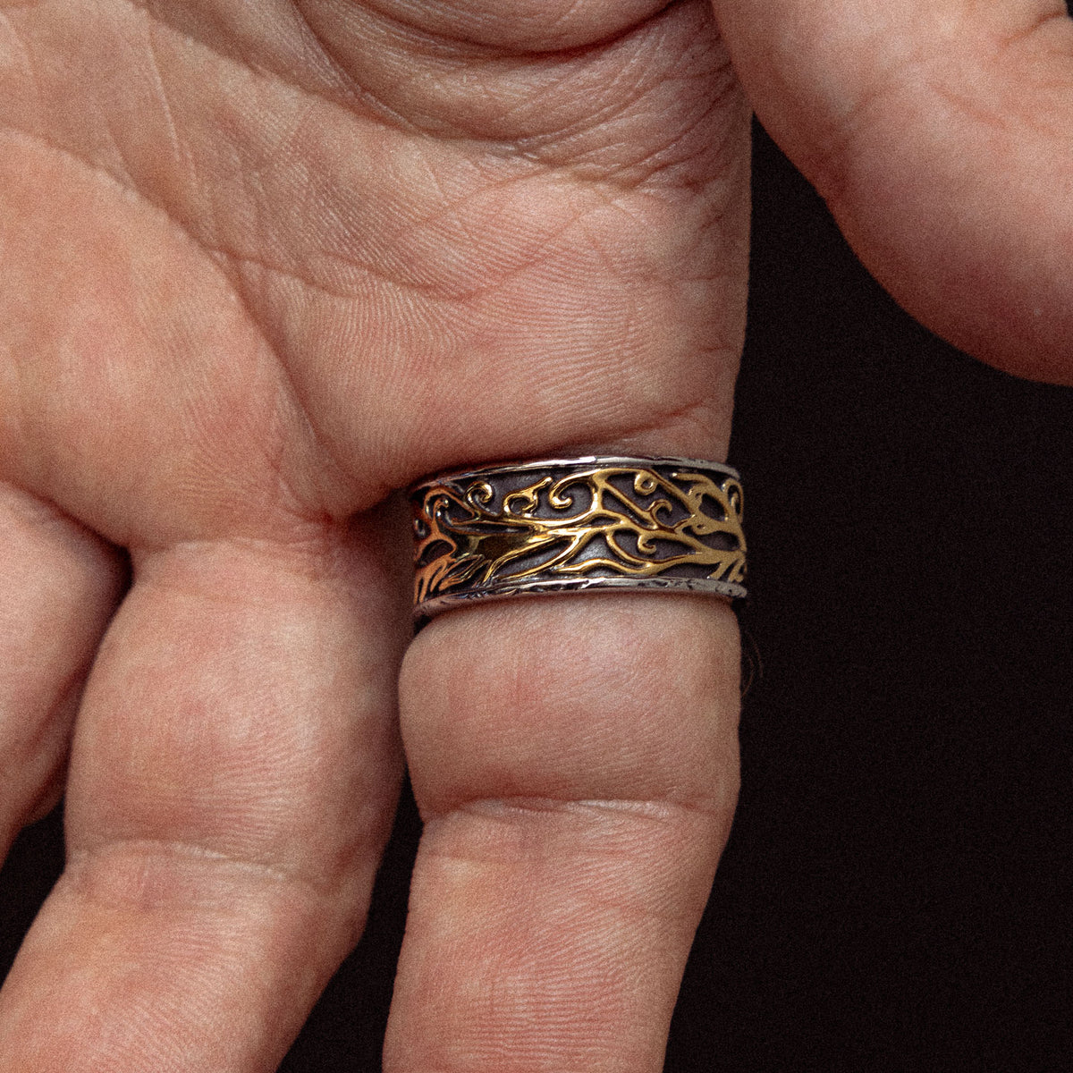 Torrent stainless steel ring - on figure