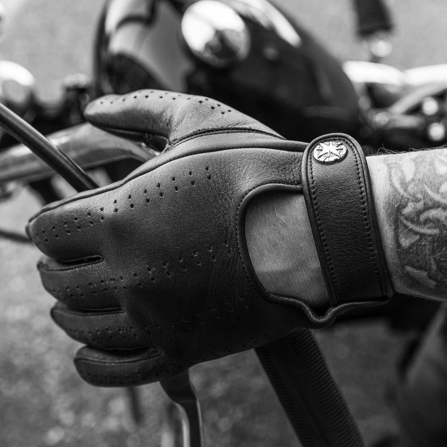 Throttle Moto Glove x Black